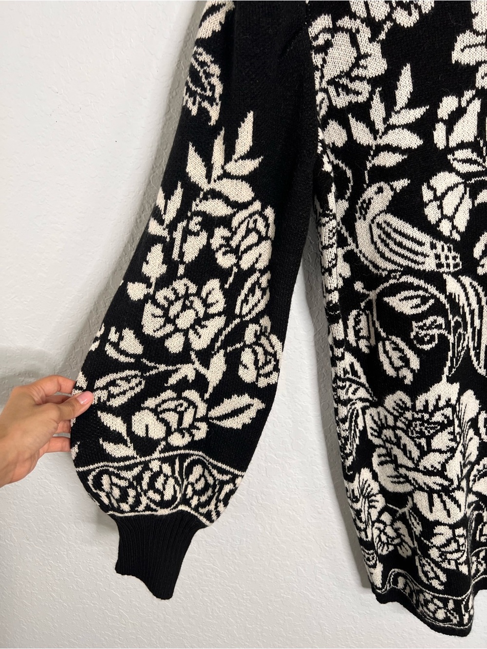 Farm Rio Sweater Dress Women’s Medium Cashew & Birds Floral Chunky Knit L - Picture 6 of 11